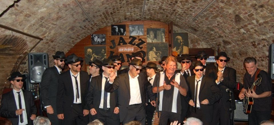 Bluesbrother-Doubles und die Mojo Böues Band
