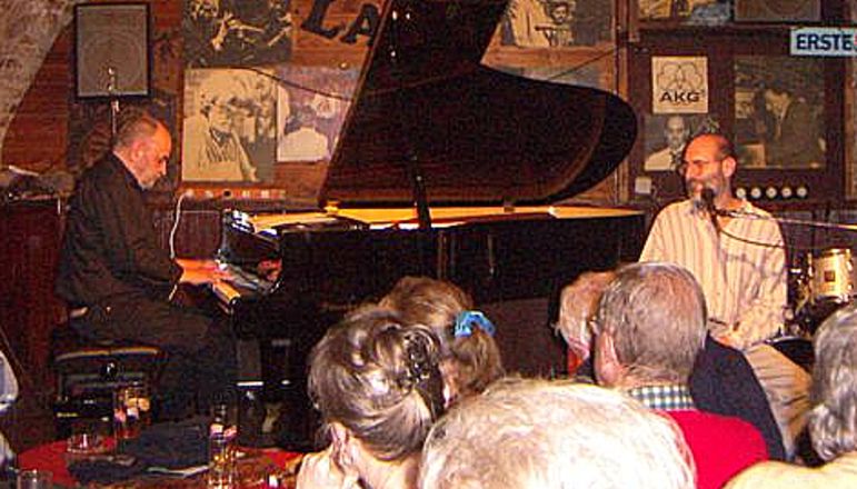 Henry Dobes, Richard Weihs