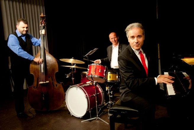 Dave Ruosch Trio