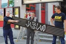 Jazzland-Schild neu